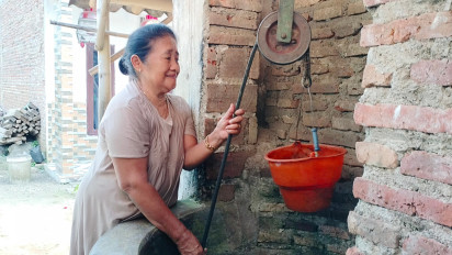 Terdampak Kekeringan, Warga Patrang Jember Krisis Air Bersih