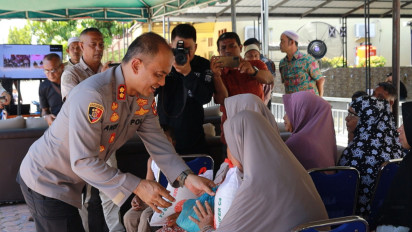 Tekan Inflasi, Polres Aceh Timur Salurkan Bantuan Sembako kepada Masyarakat