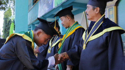 Ditengah Kontroversi, Kakanwil Agama Aceh Sebut Prosesi Wisuda Adalah Keinginan Wali Murid