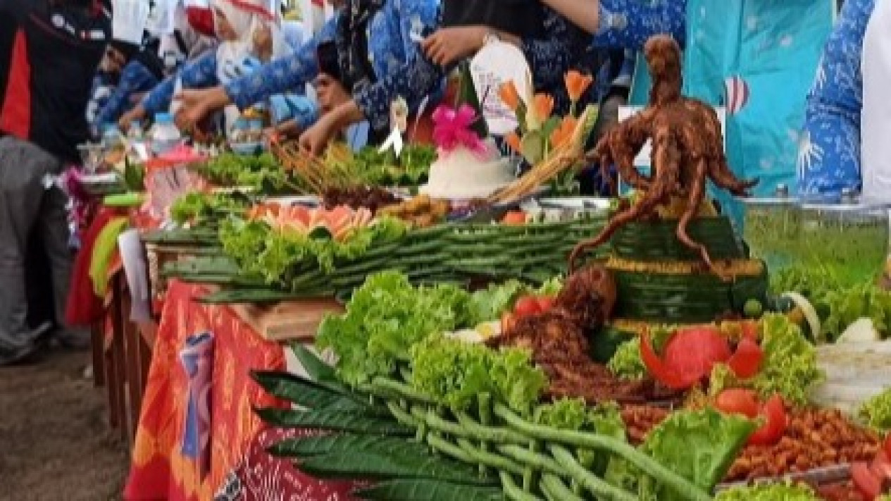 Ramaikan Kharisma Even Nasional, 15 Kecamatan di Kaur Ikuti Lomba Masak Olahan Gurita
            - galeri foto
