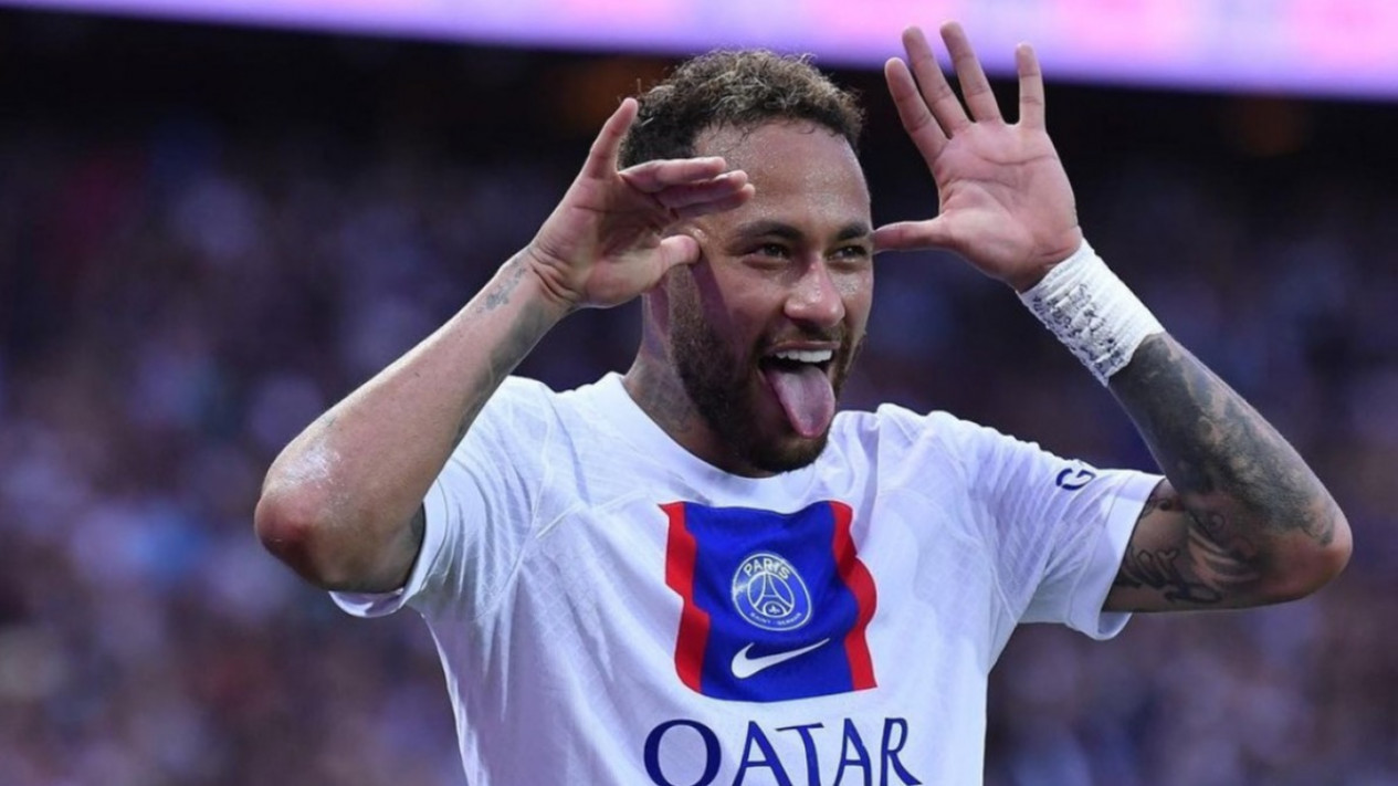 Minta Maaf Ketahuan Selingkuh saat Kekasih Hamil, Sikap Neymar Banjir Dukungan
            - galeri foto