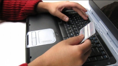 Hindari Penipuan Bermodus APK, Mafindo: Jangan Instal Aplikasi Seperti Ini