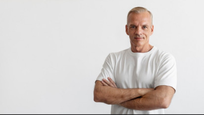 Selamat Tinggal Uban Putih, Cara Ajaib Ala dr. Zaidul Akbar ini Bisa Bikin Rambut Hitam Legam Kembali Tanpa Cat Mahal, Ternyata Hanya......