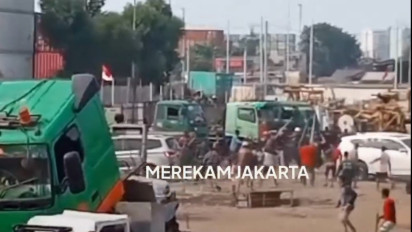 Dua Kelompok Massa Bentrok di Cilincing, Dua Unit Mobil Rusak Parah Usai Jadi Sasaran