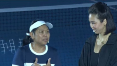 Yayuk Basuki dan Angelique Widjaja turun lapangan di "Lagi-Lagi Tenis"