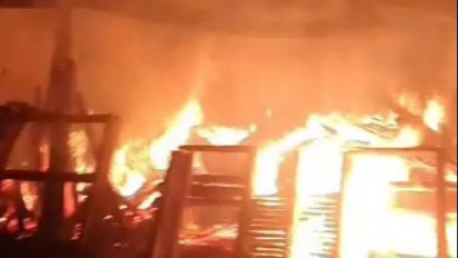 Pabrik Penggergajian Kayu di Tasikmalaya Kebakaran