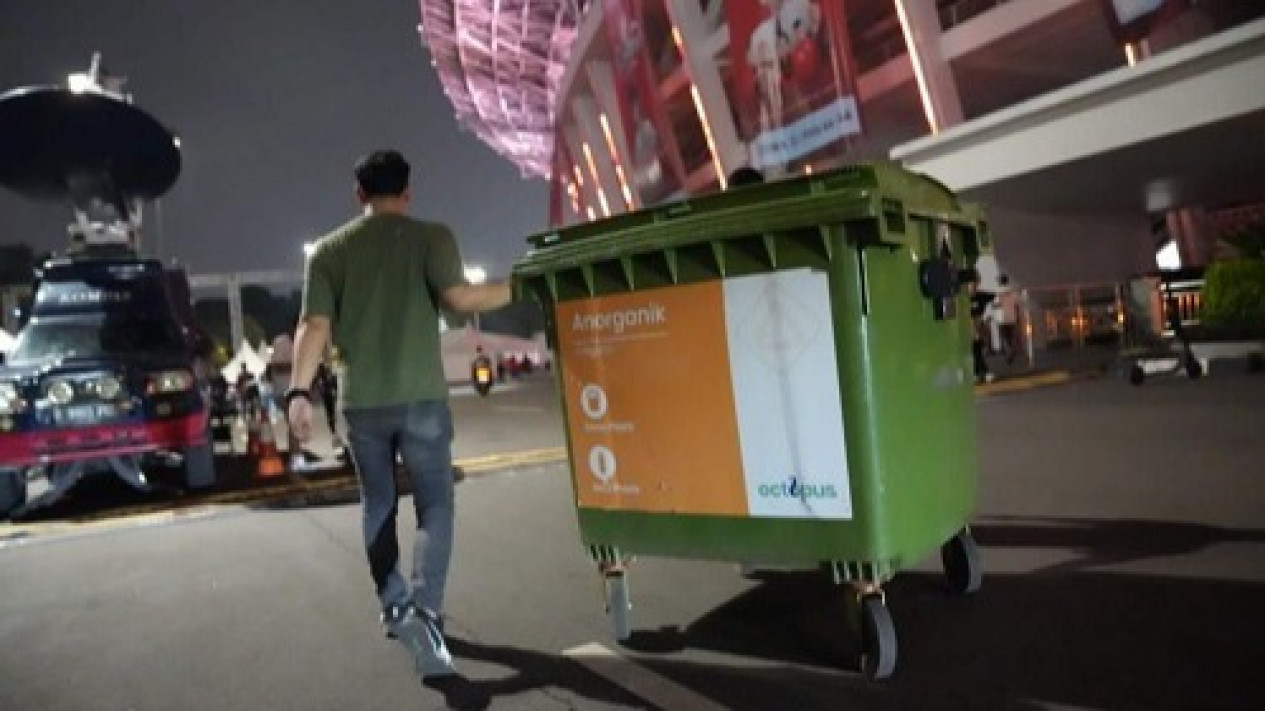 Aksi Bersih GBK (ABG), Wujud Konsistensi PDIP Laksanakan Perintah Megawati untuk Mencintai Bumi
            - galeri foto