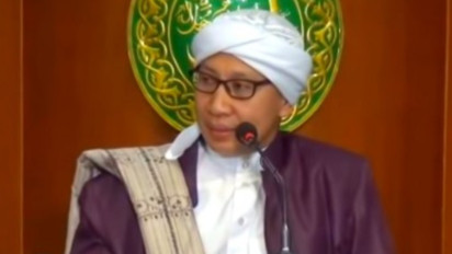 Benarkah Gaji Karyawan Bank Syari'ah Bebas dari Riba? Ini Jawaban Buya Yahya