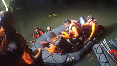 Pencarian Balita Tenggelam di Surabaya Libatkan Tim Penyelam