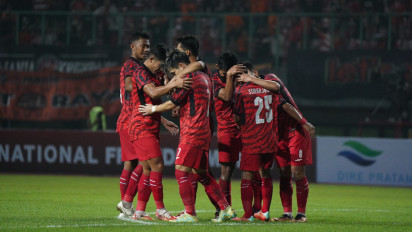 Kata Thomas Doll soal Insiden Mati Lampu di Stadion Patriot