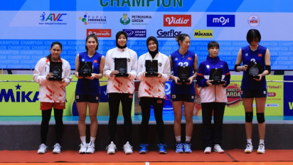 Viral Plakat Megawati Hangestri Jatuh saat Seremoni Penghargaan AVC Challenge Cup 2023