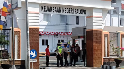 Kajari Palopo dan Luwu Kompak Menunggak Pajak Mobil Dinas