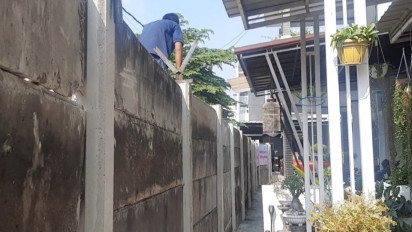 Gegara Pengembang "Nakal" Pindahkan Patok Tanah Warga, Penghuni Cluster Green Village Bekasi Utara Kehilangan Akses Jalan