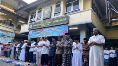 Warga Muslim Bali Melaksanakan Shalat Idul Adha di Gedung Muhammadiyah Kota Denpasar