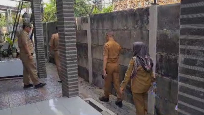 Pemkot Bekasi Tinjau Cluster Green Village yang Akses Jalannya Ditutup, Warga Kumpulkan Dokumen Pembelian Rumah