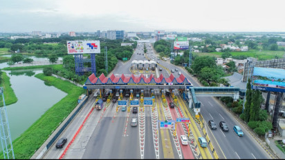 Banjir Belum Surut, Lalin Tol Dalam Kota Menuju Bandara Soetta Tersendat
