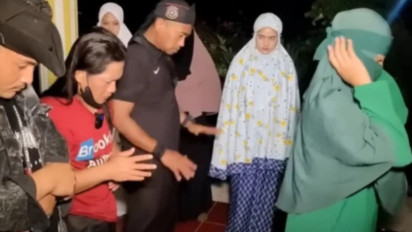 MUI Angkat Bicara soal Viralnya Wanita Jadi Imam Sholat Laki-laki di Ponpes Al Kafiyah Sumut