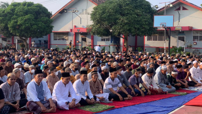 Meski Tanpa Keluarga, Ratusan Warga Binaan Lapas Sekayu Antusias Rayakan Idul Adha Bersama Petugas