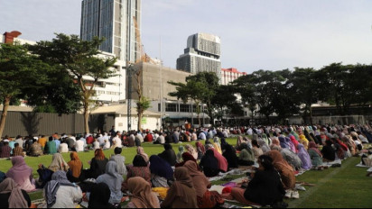 Gelar Salat Idul Adha 1444 H, 1.384 Orang WNI di Thailand Banjiri Lapangan Bola KBRI Bangkok