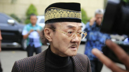 Sudah Diceraikan, Mantan Istri Eyang Subur Tetap Betah di Rumah Menemani Suami, Ini Alasannya