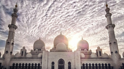 Kejarlah Kemuliaan di Hari Jumat, Syekh Ali Jaber: Ada 4 Amalan yang Jadi Istimewa