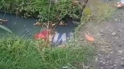 Geger, Dua Jasad Pria Diduga Korban Tindak Kejahatan Ditemukan Warga di Dalam Parit