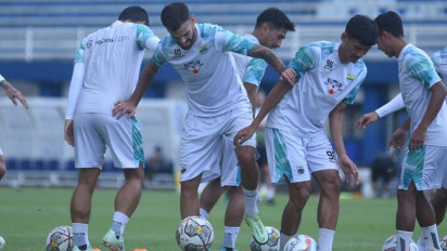 Cepat Beradaptasi dengan Persib, Duo Spanyol Dipuji Luis Milla