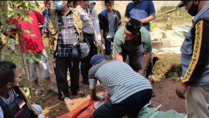 Hendak Bakar Sampah, Warga Temukan Mayat Wanita di Tumpukan Sampah