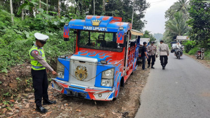 Sering Kecelakaan, Polisi di Banyuwangi Awasi Kereta Kelinci di Musim Liburan