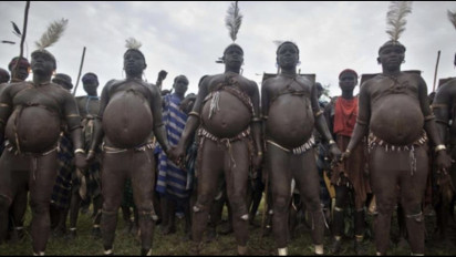 Tradisi Suku Bodi Ethiopia, Pria Bersaing Jadi Gendut hingga Minum Susu Campur Darah