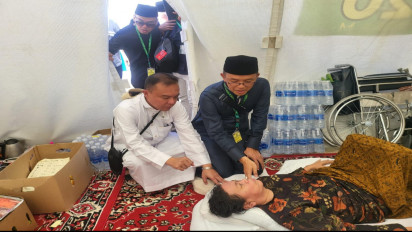 Nasib Pilu Jemaah Haji Indonesia: Gak Kebagian Makan dan Tenda hingga Tidur di Samping Toilet