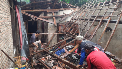Dampak Gempa Bantul, Rumah Warga di Trenggalek Ambruk