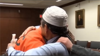 Kisah Nyata Sosok Ustaz Jitmoud yang Memaafkan Pembunuh Anaknya: Aku Tidak Menyalahkanmu, tapi Aku Menyalahkan Setan!