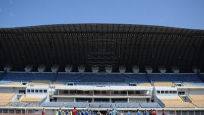 Laga Perdana Persib Bandung Kontra Madura United di Stadion GBLA akan Turunkan 2 Ribu Personel Polisi, Flare akan Disita