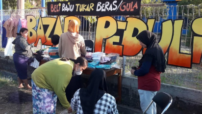 Bayar Baju Baru dengan Sembako di Bazar Peduli, Hasilnya Diberikan Bagi yang Membutuhkan