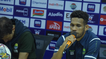 Persib Bandung Coret Ricky Kambuaya dari Tim