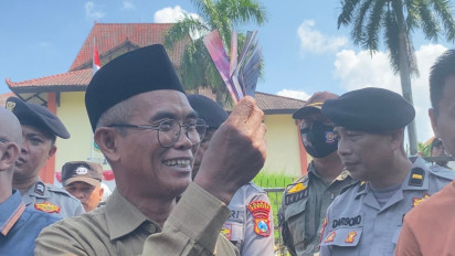 Tanggapi Soal Anggota DPRD Sumenep Joget dan Nyawer, BK : Biar Parpolnya yang Memberi Sanksi