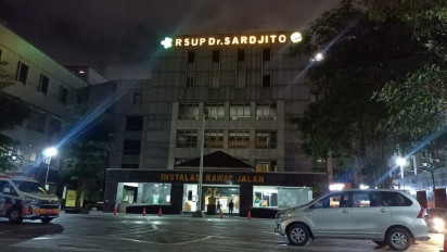 Dirawat di RSUP Dr. Sardjito Yogyakarta, Kondisi Cak Nun Dikabarkan Membaik