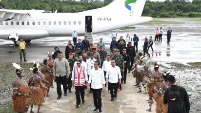 Presiden Jokowi Resmikan Bandara Baru di Provinsi Papua Selatan