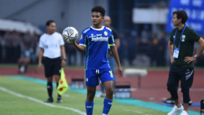 Dicoret Persib, Kini David Rumakiek Kelimpungan Usai PSIS Batalkan Kontrak