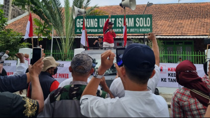 Aksi People Power Di Solo Diikuti Seratusan Peserta, Ini Tuntutannya