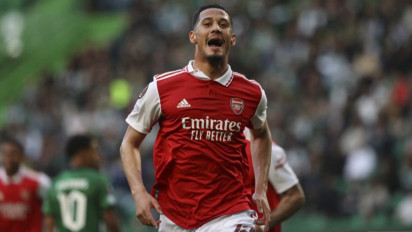William Saliba Teken Kontrak Baru di Arsenal, Mikel Arteta Kirim Pujian