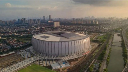 Gaduh JIS Tak Sesuai Standar FIFA, Pengamat Sepak Bola Justru Sentil Sekjen PSSI Gegara Ini..