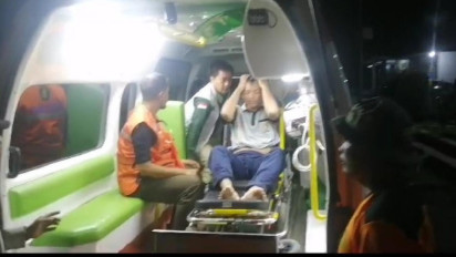 Sembilan Jam Terapung di Tengah Laut, Tim SAR Temukan Satu Korban  Keganasan Pantai Jembatan Panjang