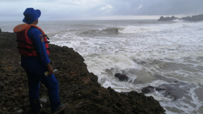 Kerap Kunjungi Pantai Jembatan Panjang untuk Studi, Universitas Brawijaya Tak Menyangka Kini Makan Korban