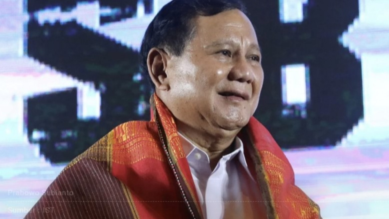 Prabowo Subianto Puji Presiden Jokowi di Konsolidasi Partai Gerindra 
            - galeri foto