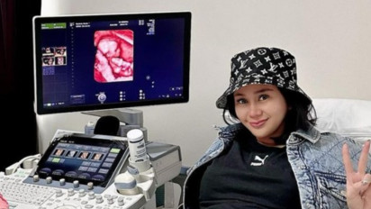 Hamil Tanpa Suami, Denise Chariesta Blak-Blakan ‘Ngemis Online’ Buat Biaya Persalinan, Berharap Dapat Rp1 Miliar Malah…