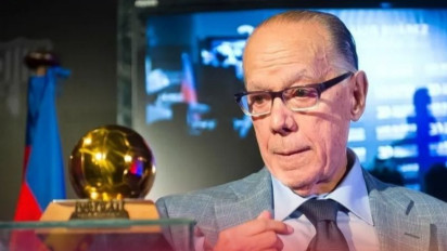 Eks Pemain Barcelona Luis Suarez Meninggal Dunia