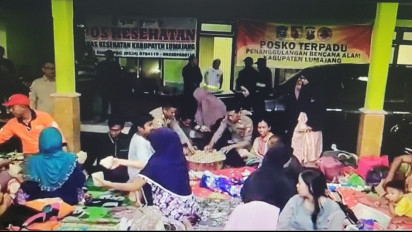 Jumlah Pengungsi Bencana Banjir Lahar Gunung Semeru di Lumajang Tembus 1004 Jiwa