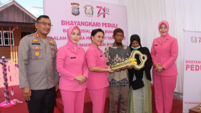 Ketua Bhayangkari Polda Riau Resmikan Bedah Rumah untuk 603 KK di Dumai
